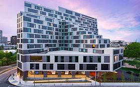 Hampton Inn Boston Seaport District
